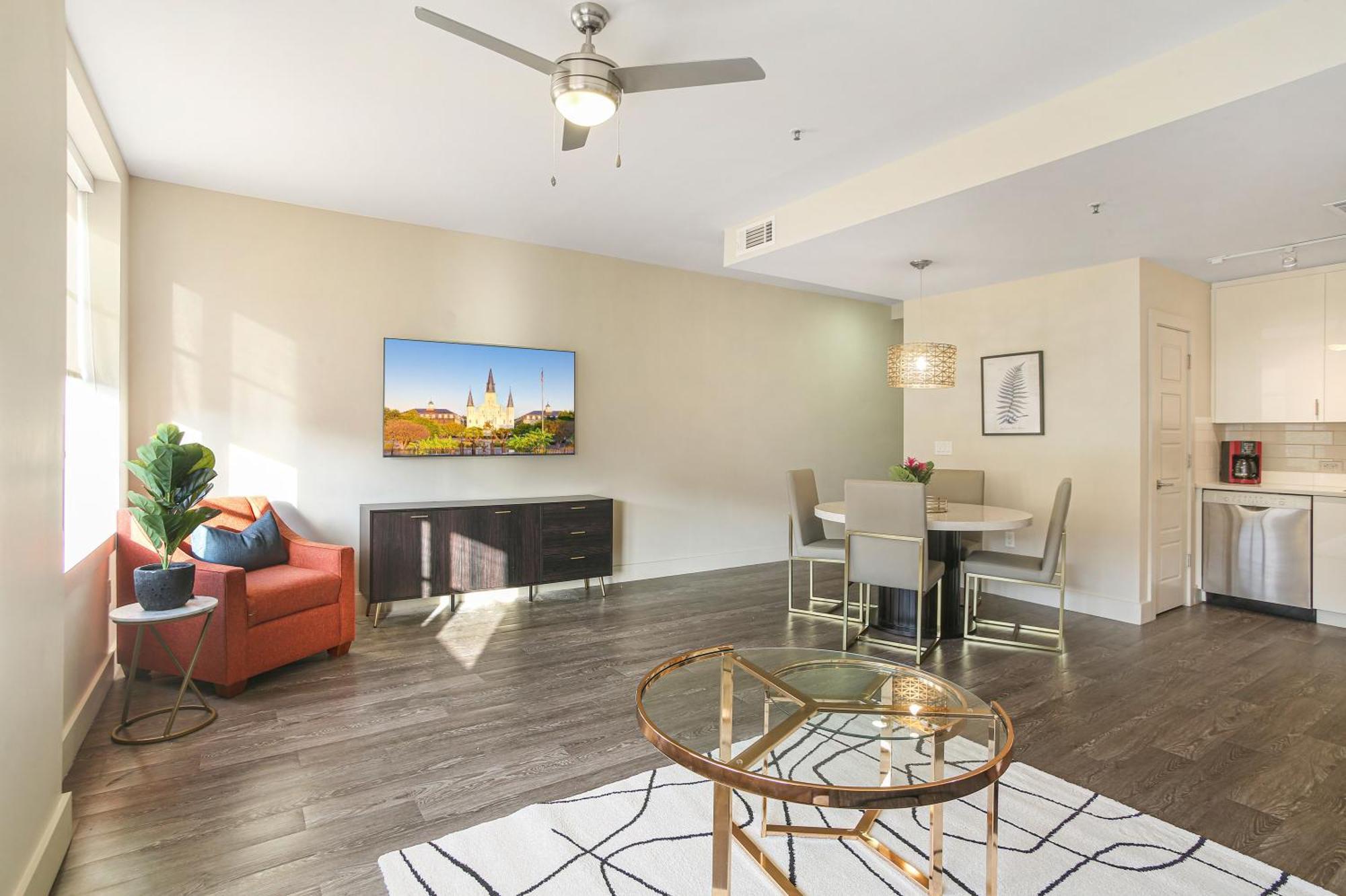 Modern & Fully Furnished Apartments In The Heart Of The City Nova Orleães Exterior foto