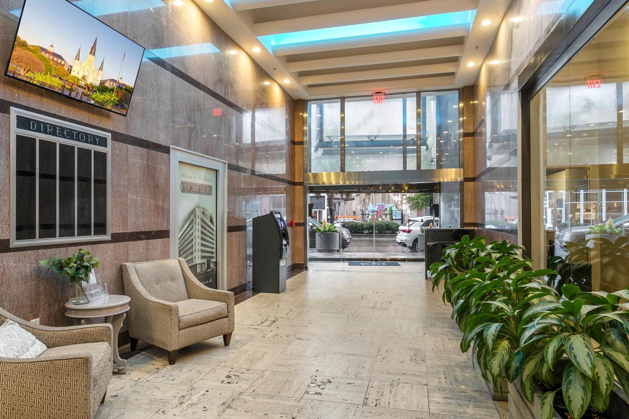 Modern & Fully Furnished Apartments In The Heart Of The City Nova Orleães Exterior foto